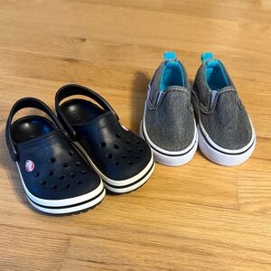 Baby/Walker/Toddler Black Classic Crocs and Canvas Slip on shoes, Size 4